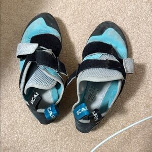 Scarpa origin women’s climbing shoes - Aqua and Black